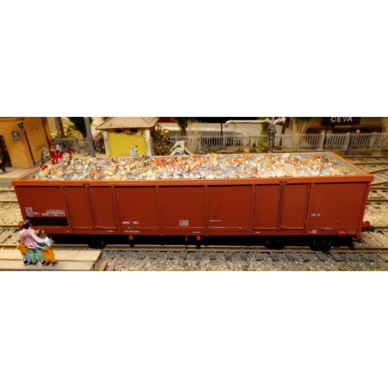 CARICO MATERIALE DI RISULTA PER CARRO A SPONDE ALTE SCALA 1/87 H0 ART. 87314