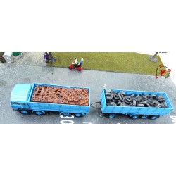 LOADING IRON SCRAP AND TYRES FOR FIAT 690 MILLEPIEDI BREKINA SCALE 1/87 H0 ART. 87703