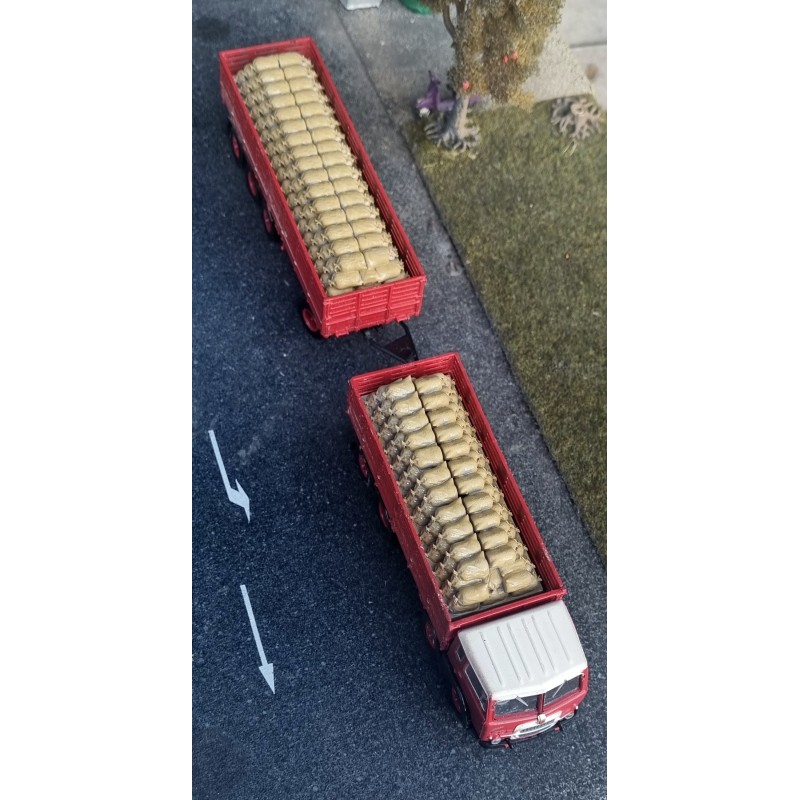 LOADING OF BAGS OF GRAIN FOR FIAT 690 MILLEPIEDI BREKINA SCALE 1/87 H0 ART. 87712