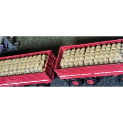 LOADING OF BAGS OF GRAIN FOR FIAT 690 MILLEPIEDI BREKINA SCALE 1/87 H0 ART. 87712